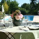 A La Campagne 4*