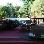 à La Campagne Bed & Breakfast 4*